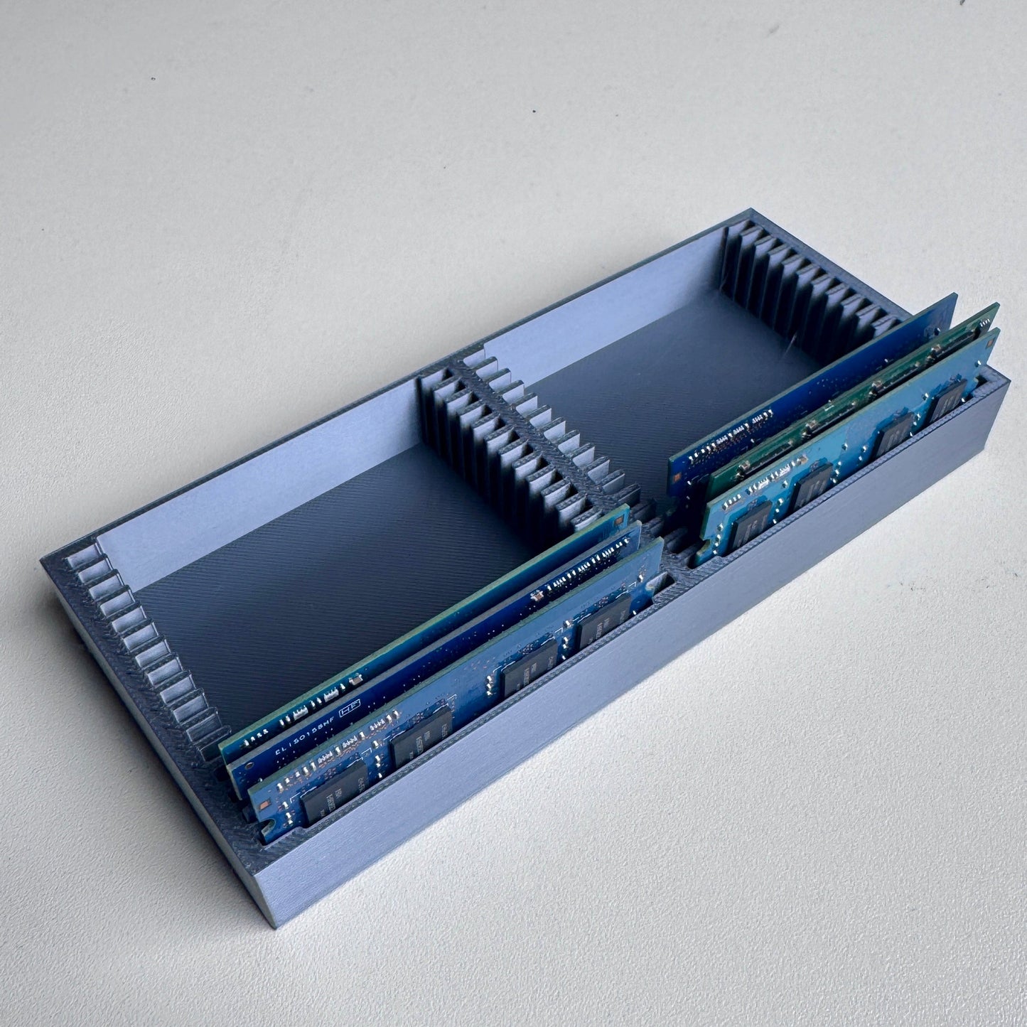 Notebook Ram Organizer, Saklama Kutusu