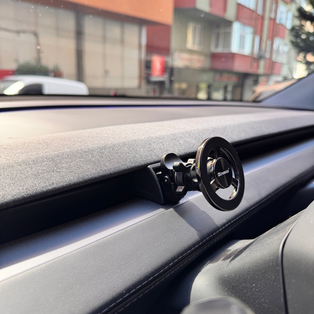 Tesla Model Y Juniper için Magsafe Uyumlu Telefon Tutucu