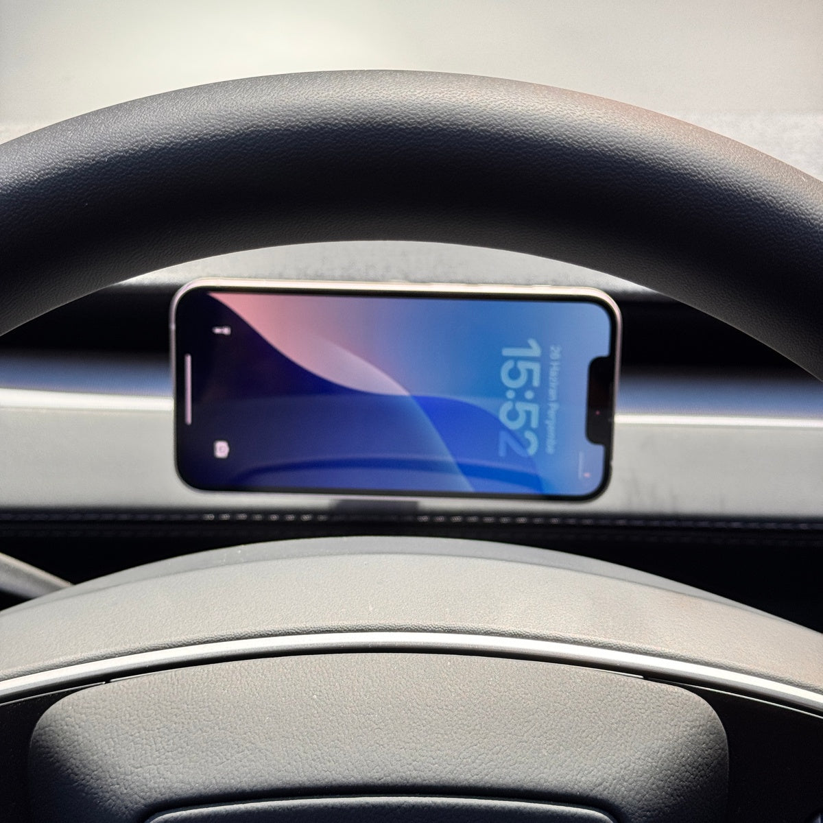 Tesla Model Y Juniper için Magsafe Uyumlu Telefon Tutucu