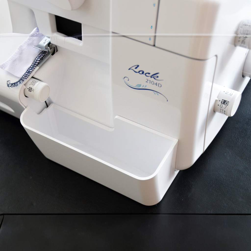 Brother 2105D Overlok Makinası için Atık Kutusu