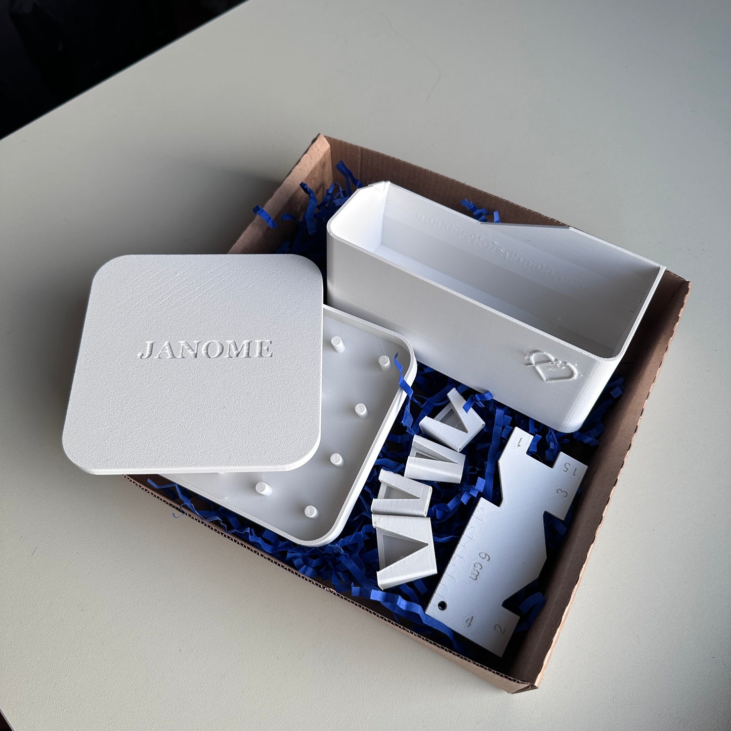 Janome Overlok ve Dikiş Makinesi için Hediye Seti