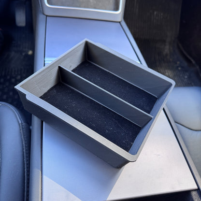 Tesla Model Y (Juniper) Kol Dayama İçi Düzenleyici Çekmece