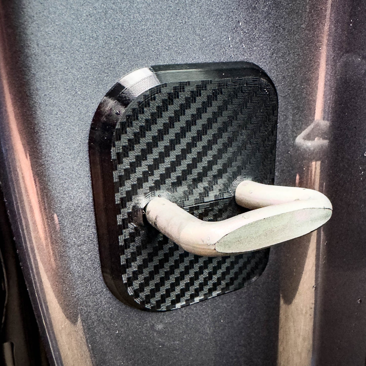 Tesla Model Y Juniper için Kapı Kilidi Mandal Koruma Kapağı