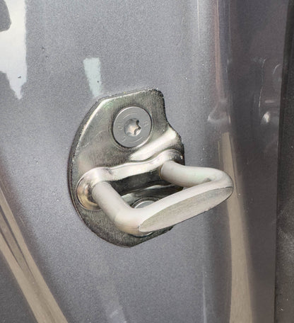 Tesla Model Y Juniper için Kapı Kilidi Mandal Koruma Kapağı