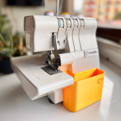 Singer Overlok Makinası için Atık Kutusu