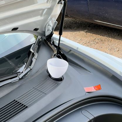 Morpiko Tesla Model Y & Model 3 Uyumlu Cam Suyu Hunisi – Temiz Doldurma, Su Taşırma Derdine Son